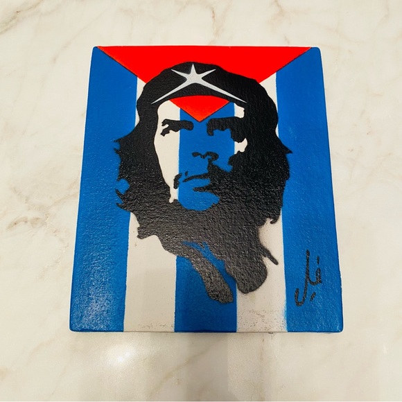 Cool af bundle! Art, banner & paperweight 🤘🏼 - Picture 2 of 8